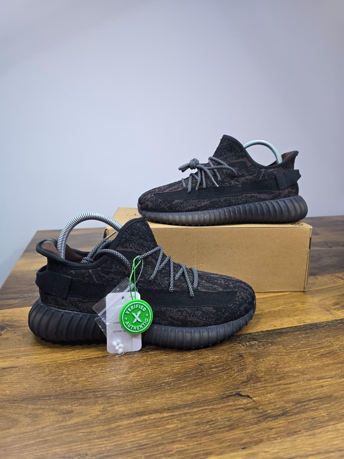 Adidas Yeezy Boost 350 V2