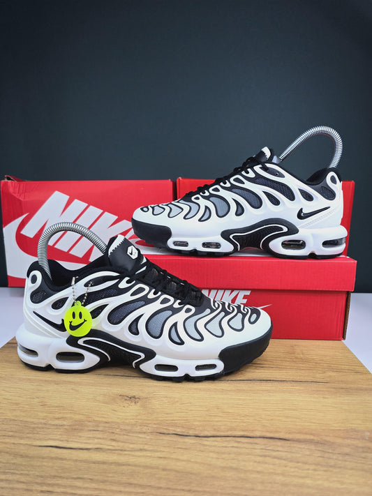 Nike TN Drift Panda