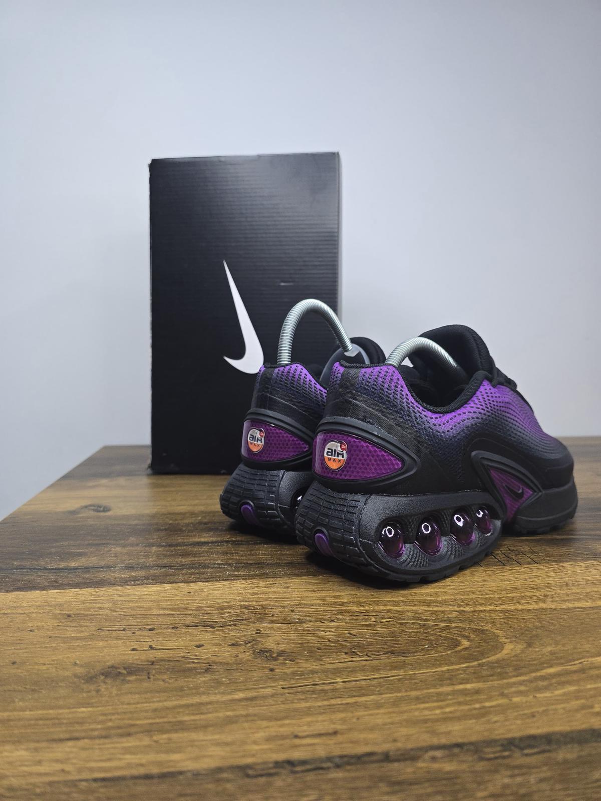 Nike DN Bold Berry