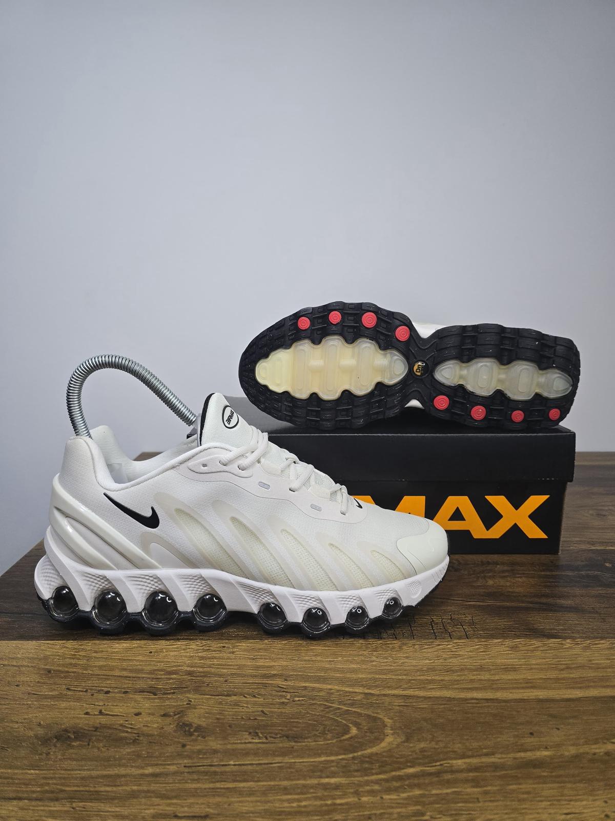Nike Air Max DN8 White Metallic Silver