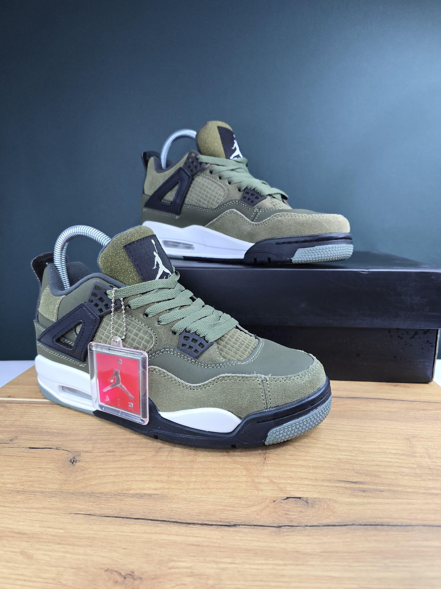 Nike JORDAN 4 Retro SE Craft Medium Olive