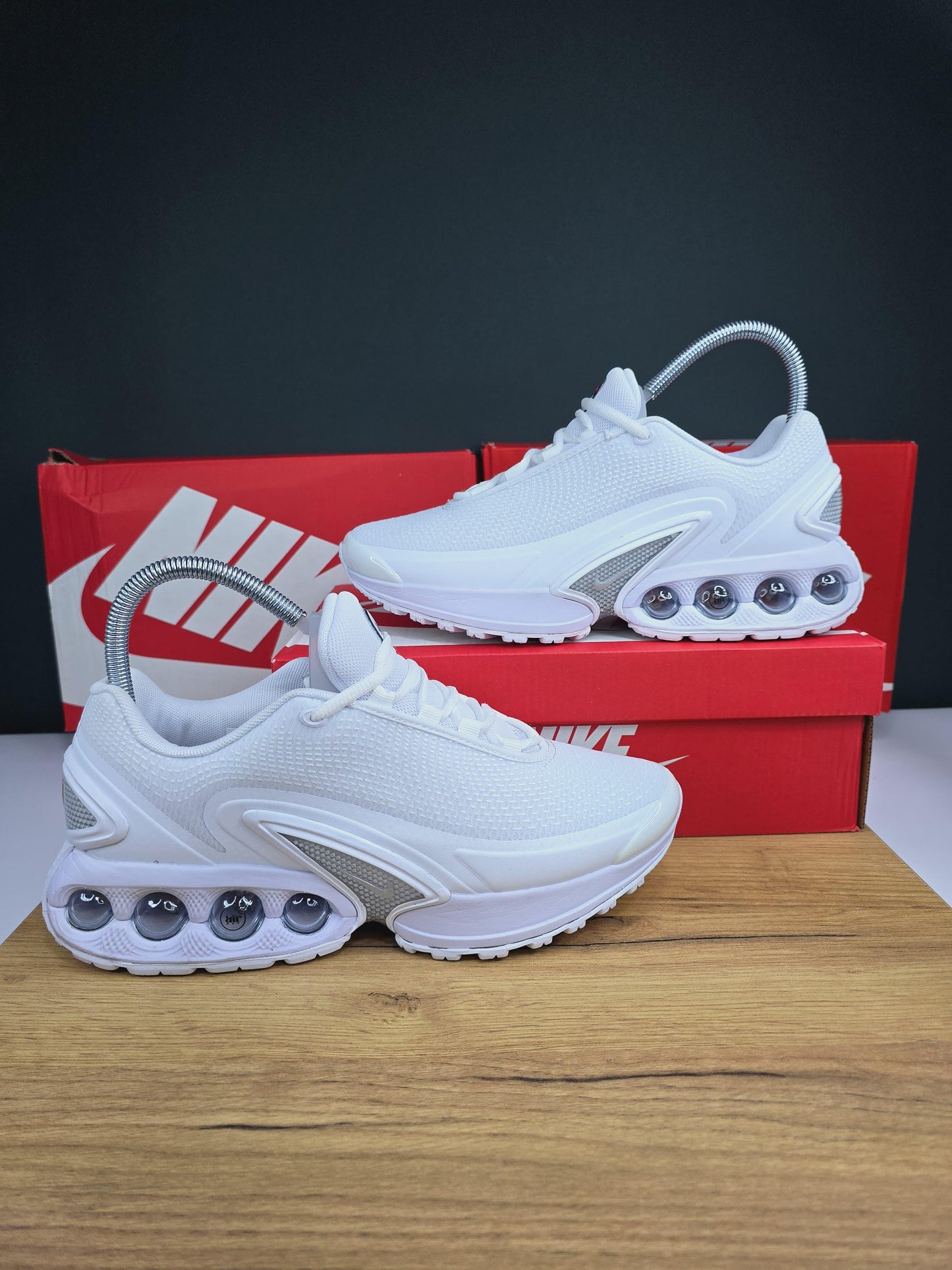 Nike DN White Metallic Silver