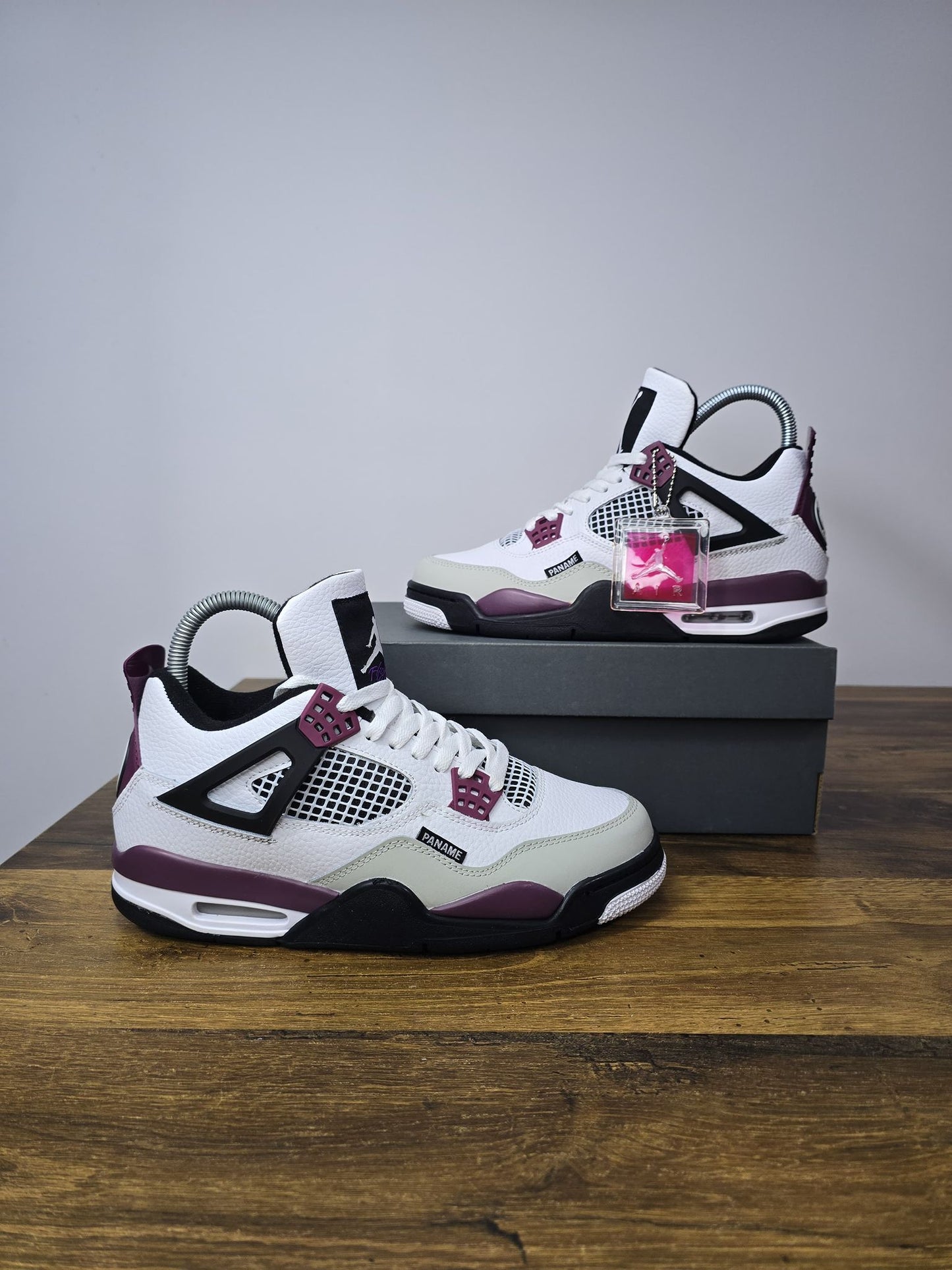 Jordan 4