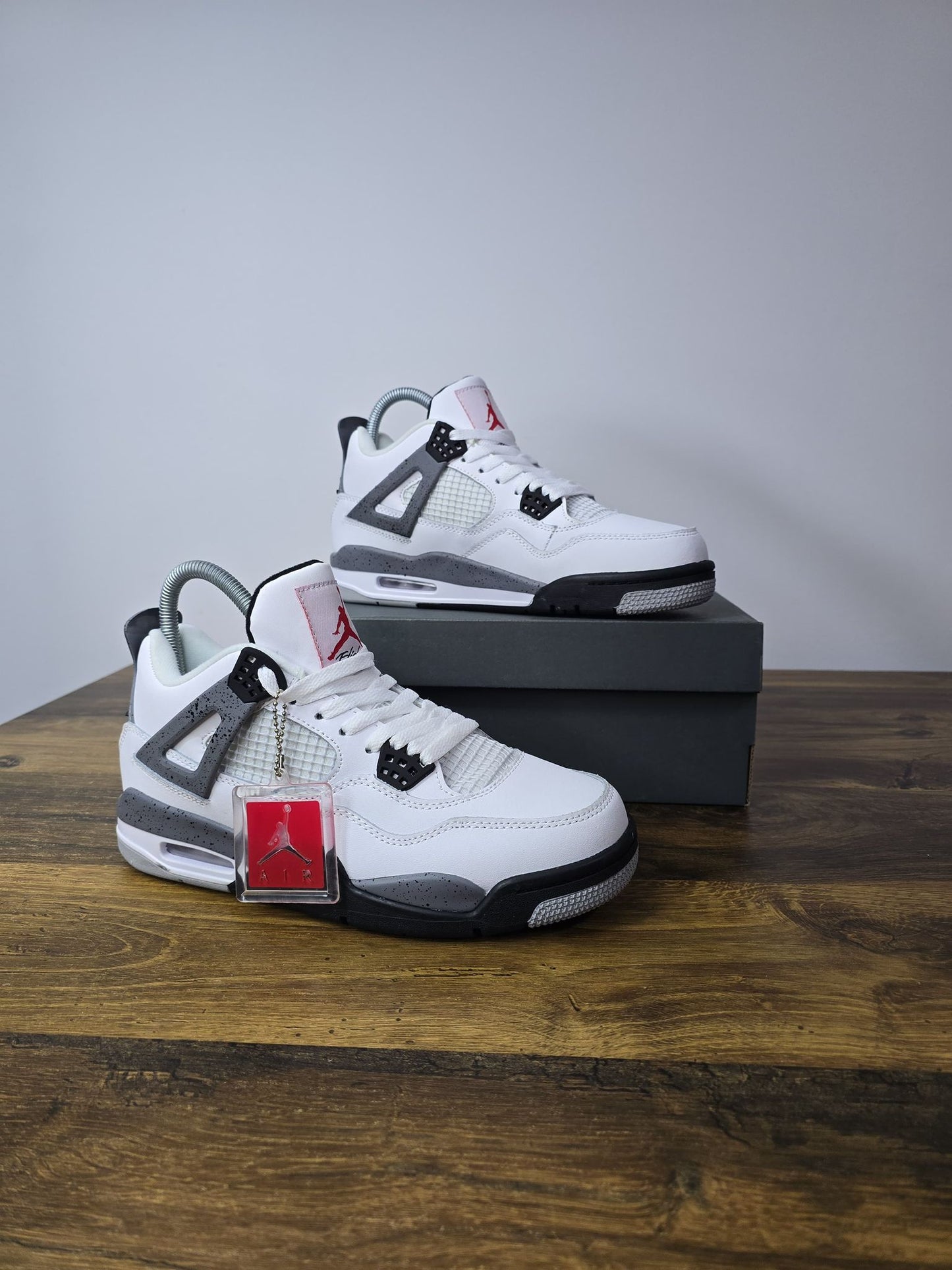 Jordan 4