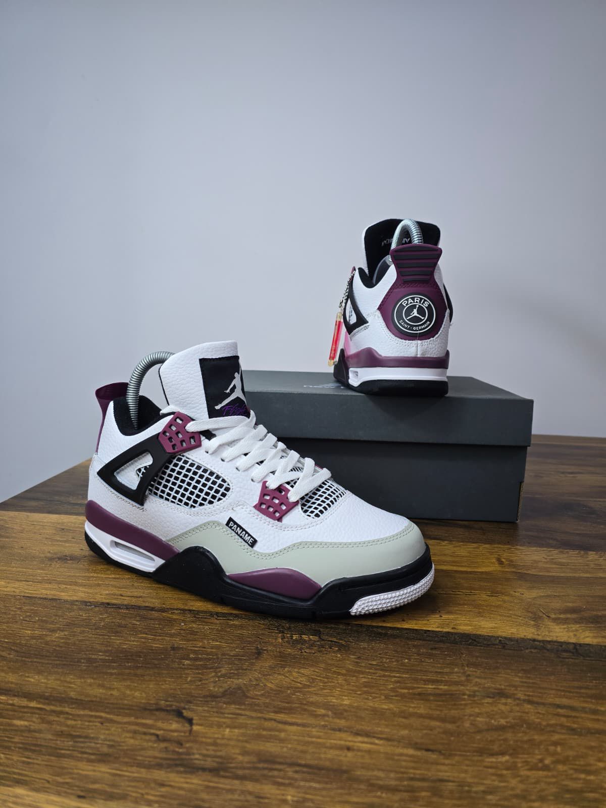 Jordan 4