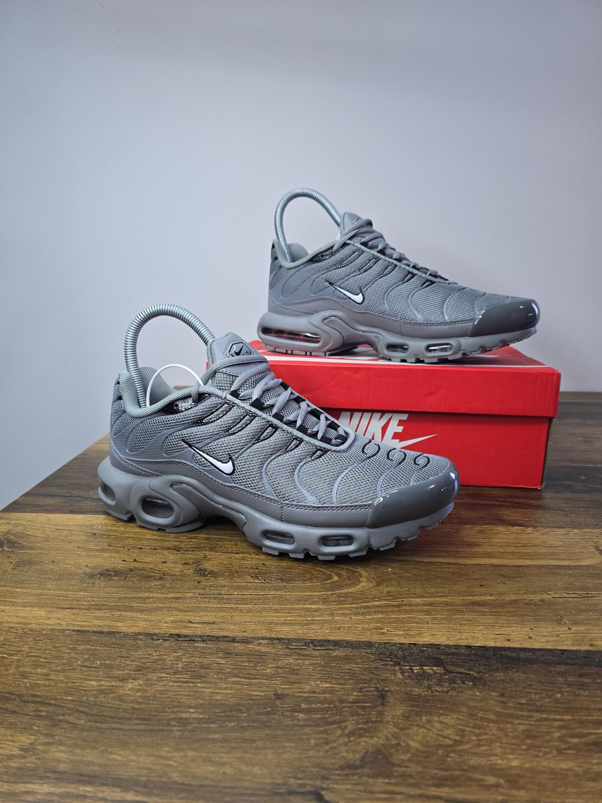 Nike TN "Wolf Grey"