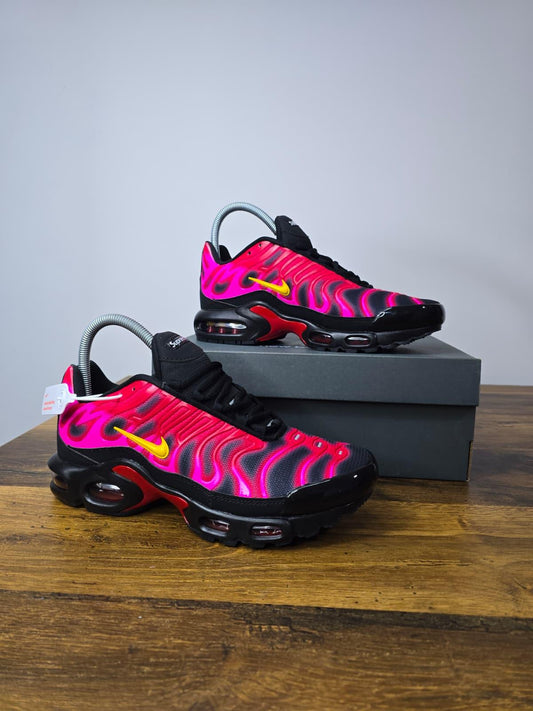 Nike x Supreme Air Max Plus TN