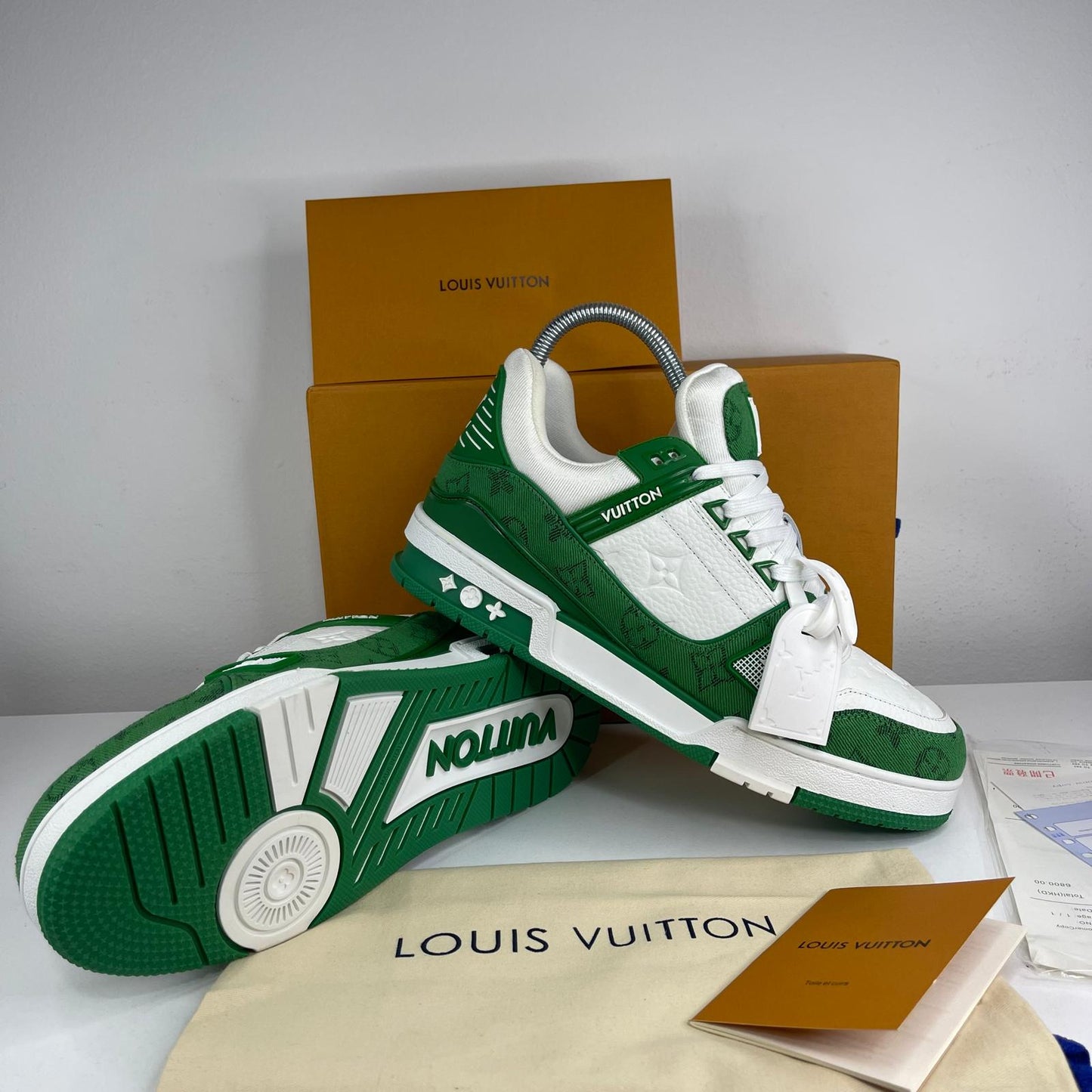 Louis Vuitton White/Green