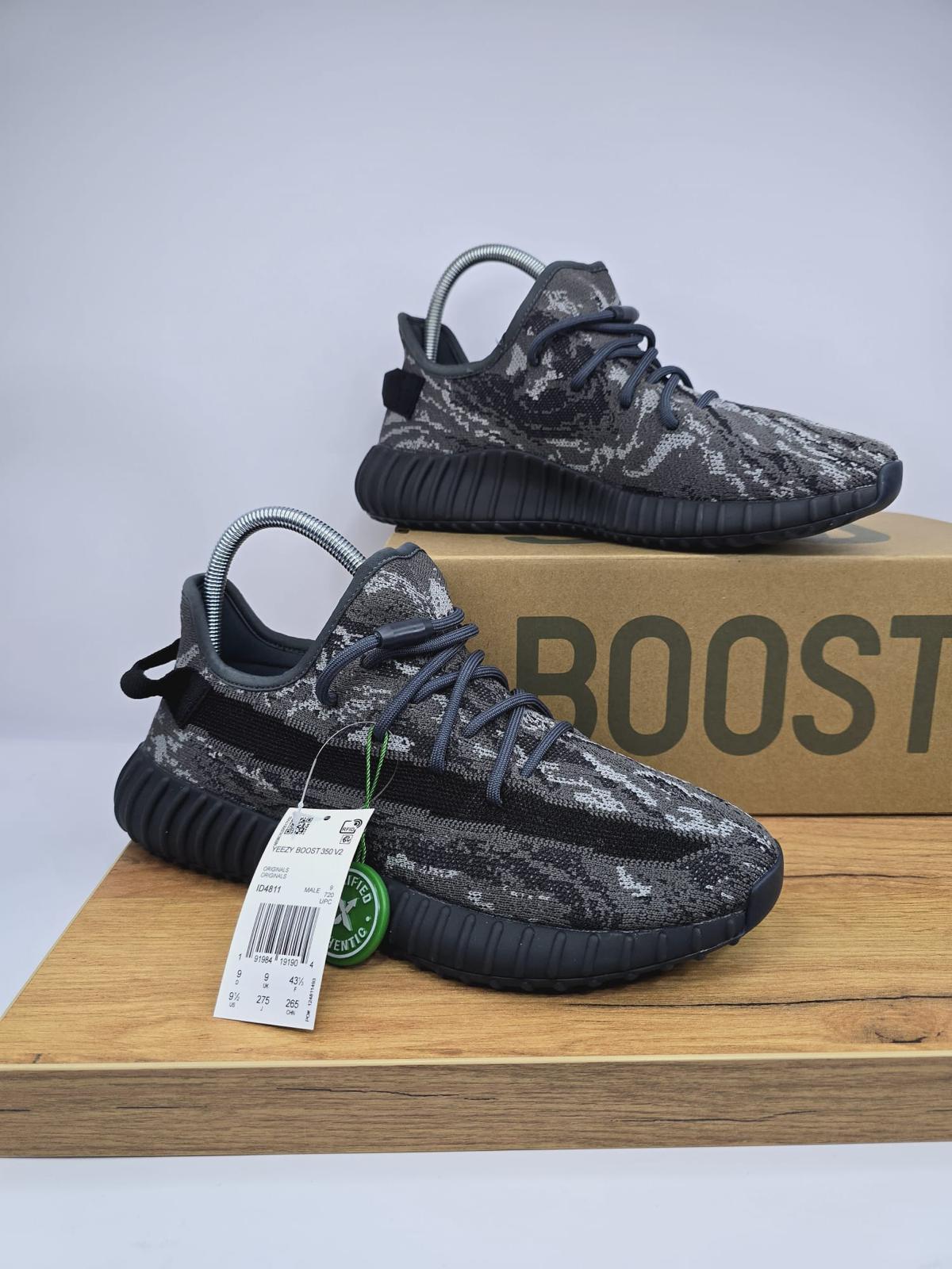 Yeezy 350 V2 "MX Dark Salt"