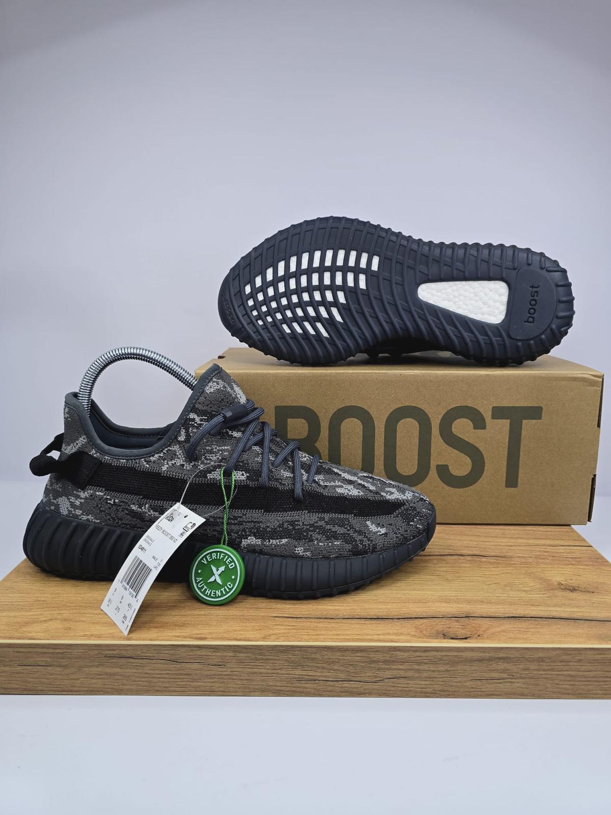 Yeezy 350 V2 "MX Dark Salt"