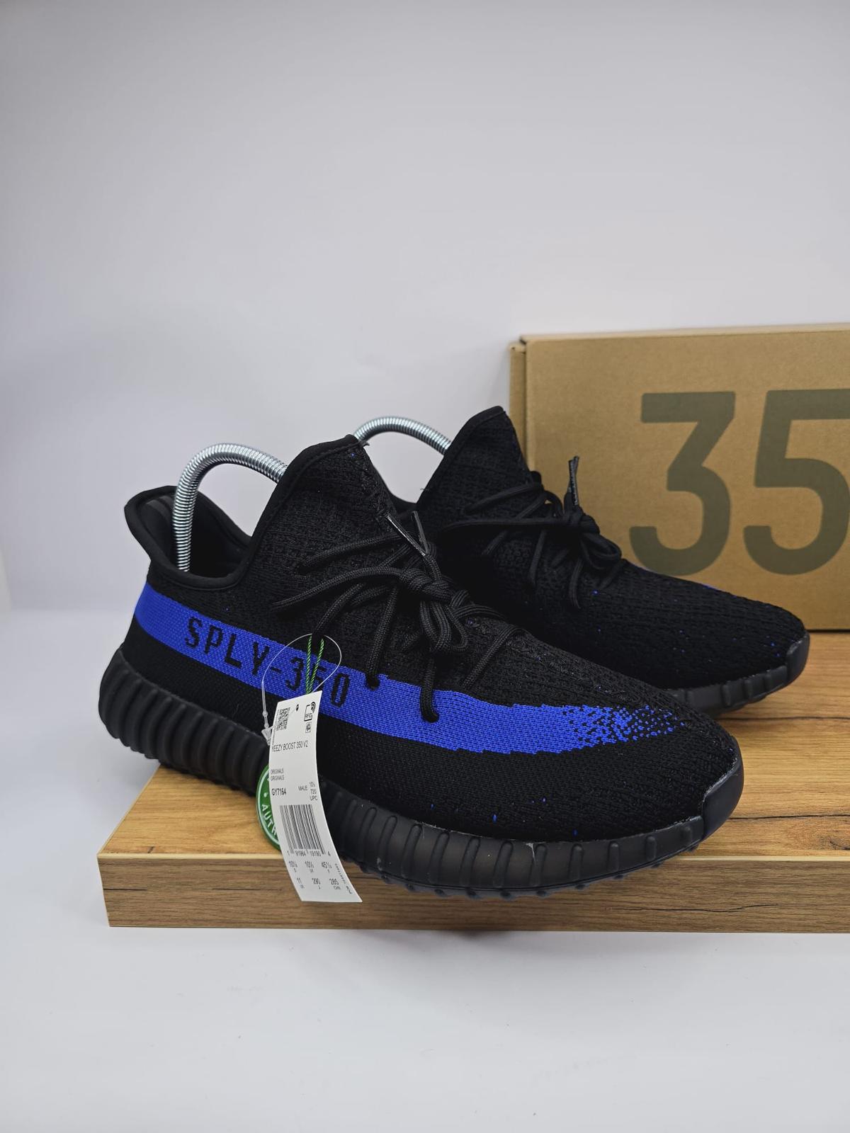 Yeezy 350 V2 Black/Blue
