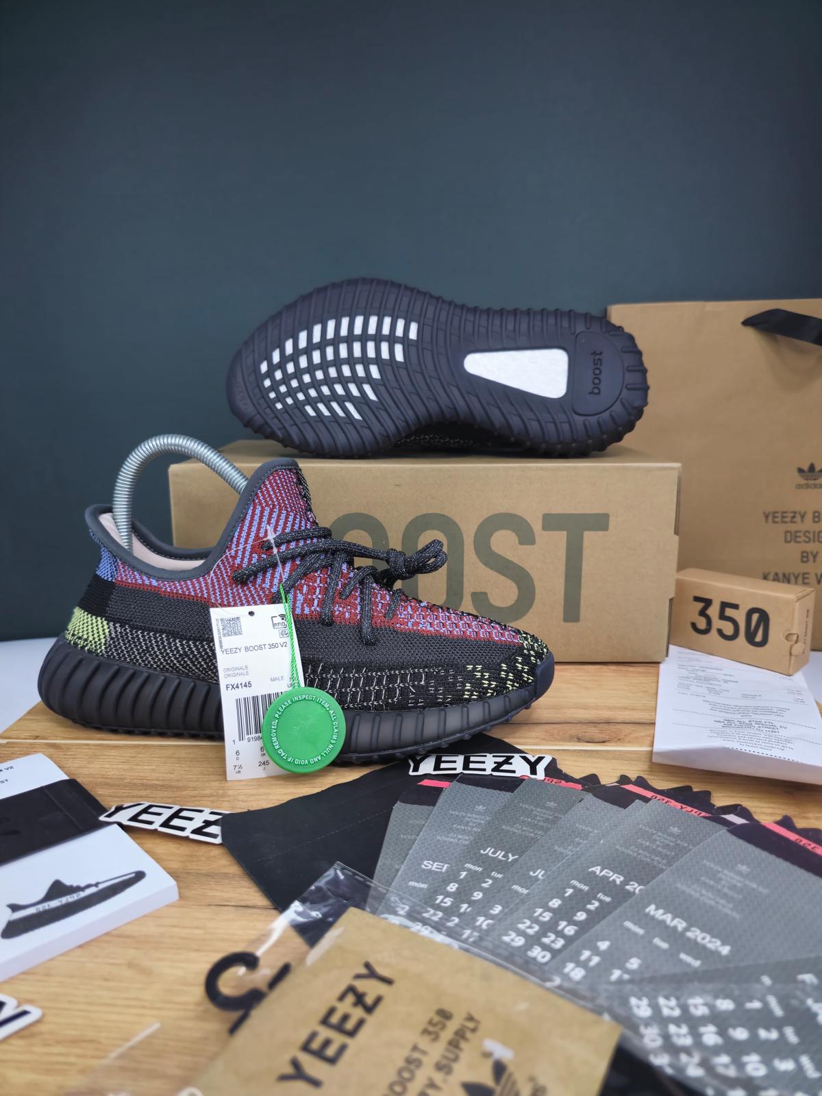 Yeezy 350 V2 "Yecheil" Sneakers