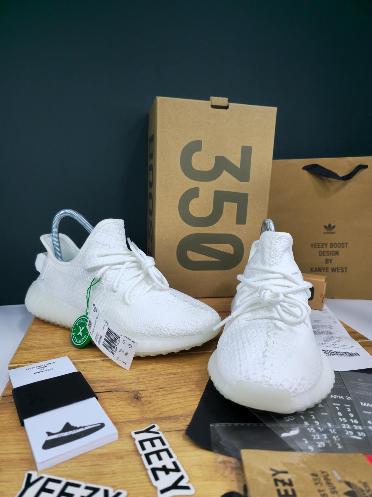 Yeezy 350 V2 "Triple White"