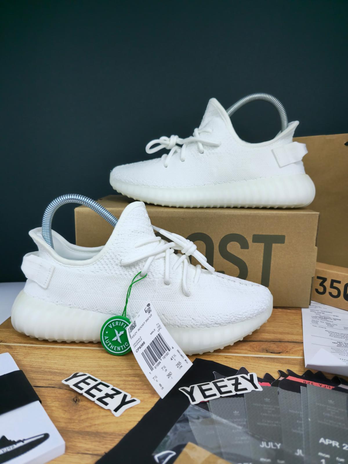 Yeezy 350 V2 "Triple White"